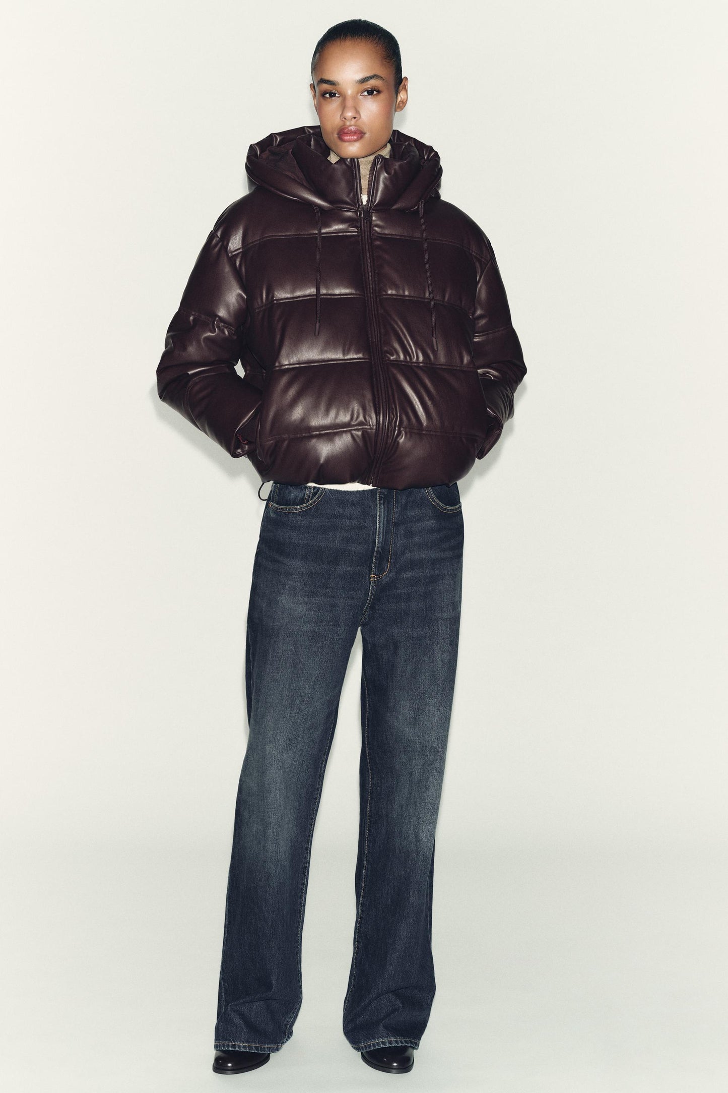 ANORAK MATELASSÉ MATIÈRE SYNTHÈTIQUE DÉPERLANT COUPE-VENT FEMME