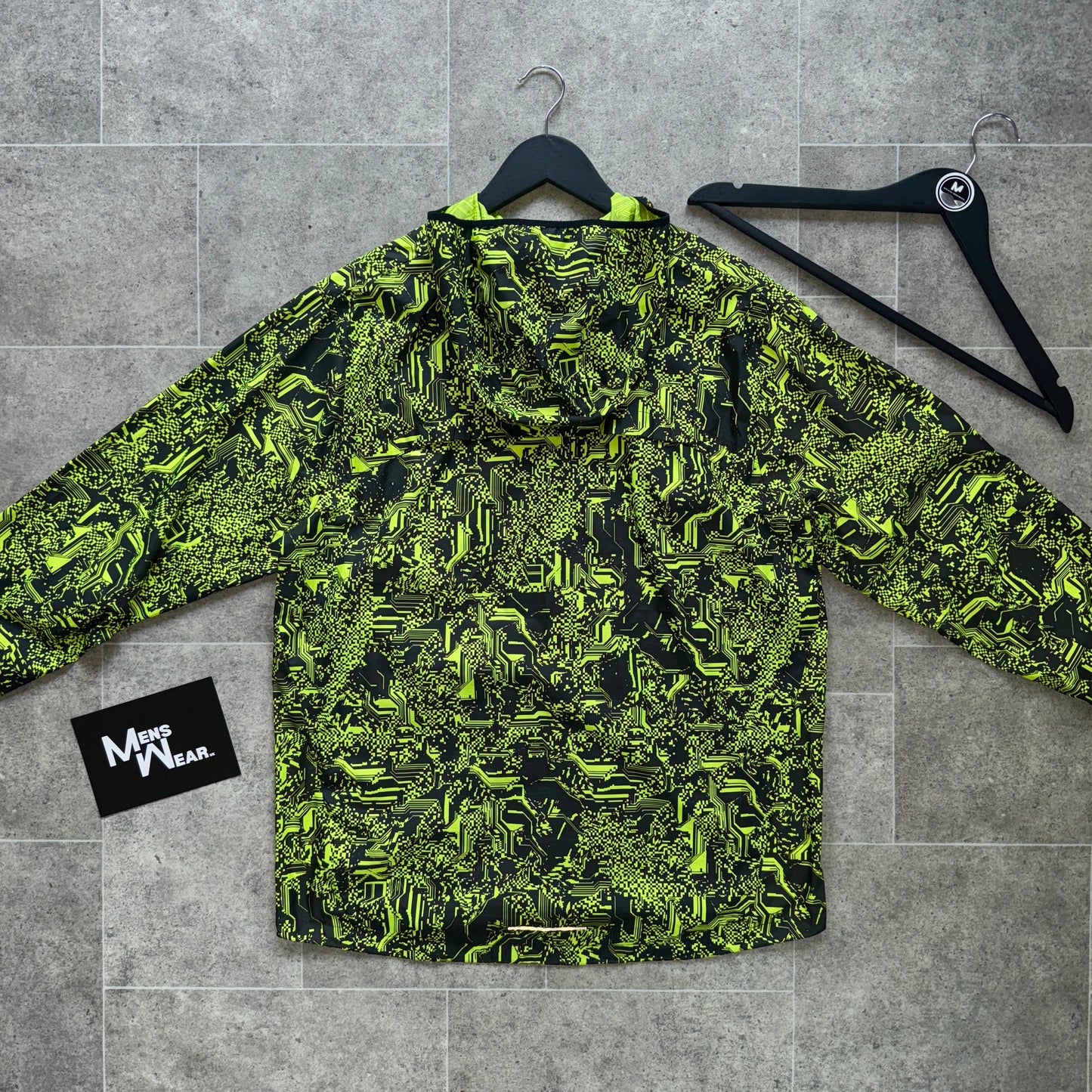 NIKE ‘EXCLUSIVE’ DIGITAL WINDBREAKER - NEON