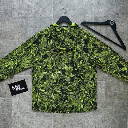 NIKE ‘EXCLUSIVE’ DIGITAL WINDBREAKER - NEON