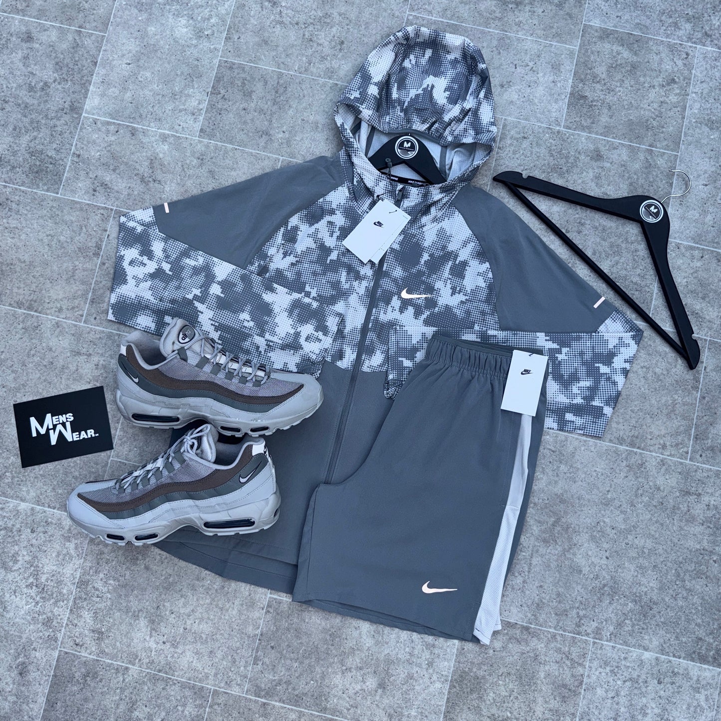 Nike Camo Windbreaker x Challenger Set - Grey